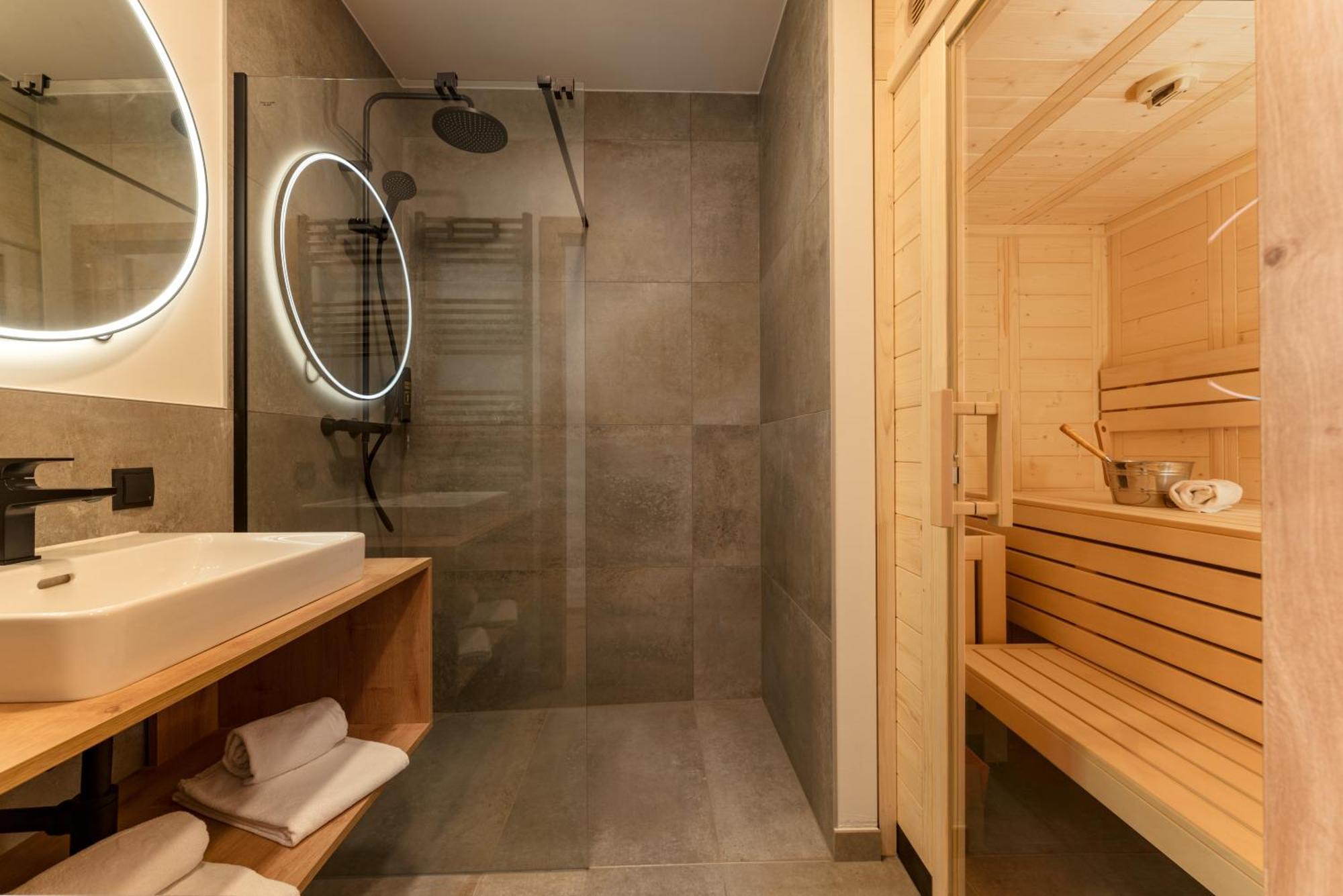 Pure Alpine Suites سخلادميخ المظهر الخارجي الصورة