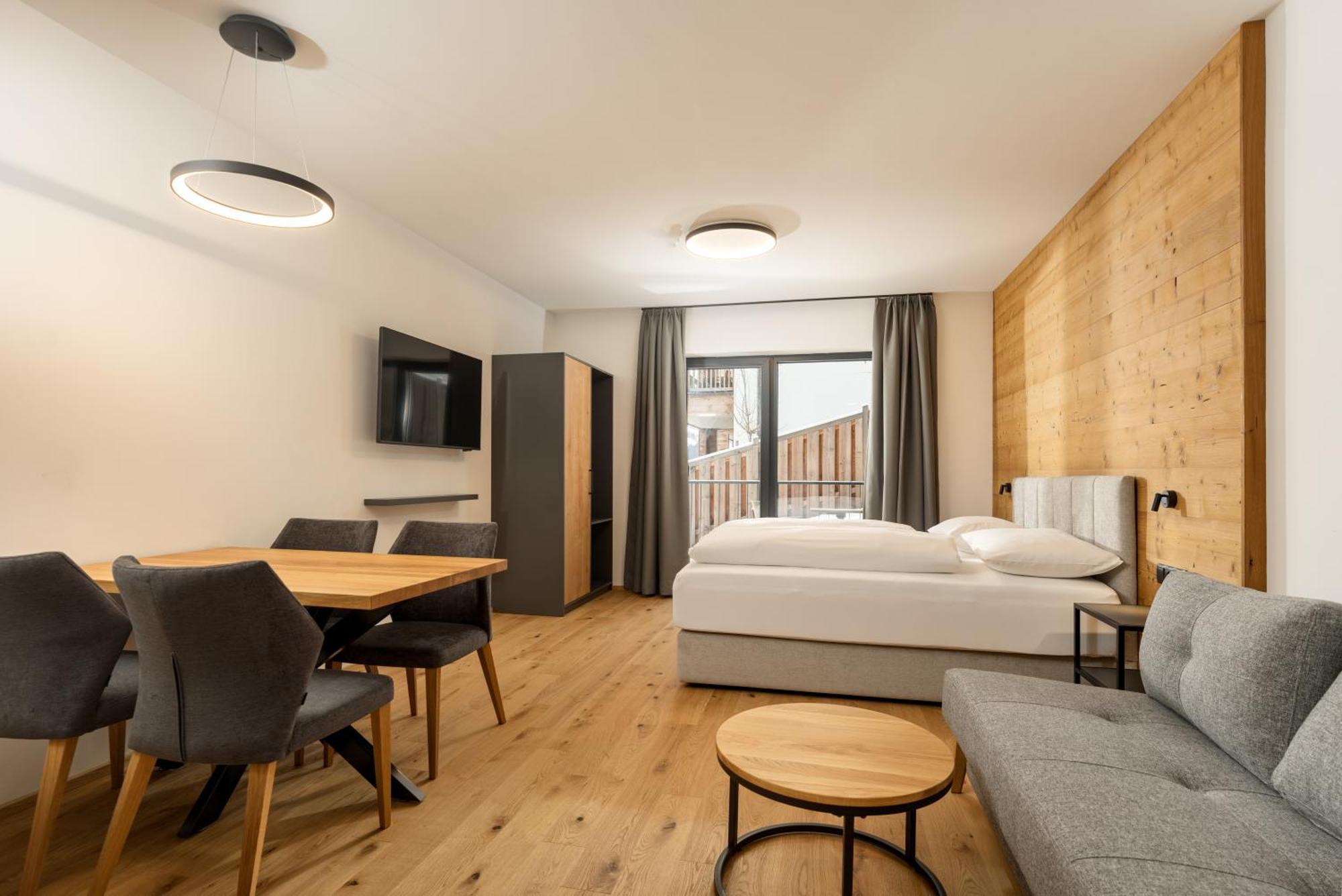 Pure Alpine Suites سخلادميخ المظهر الخارجي الصورة